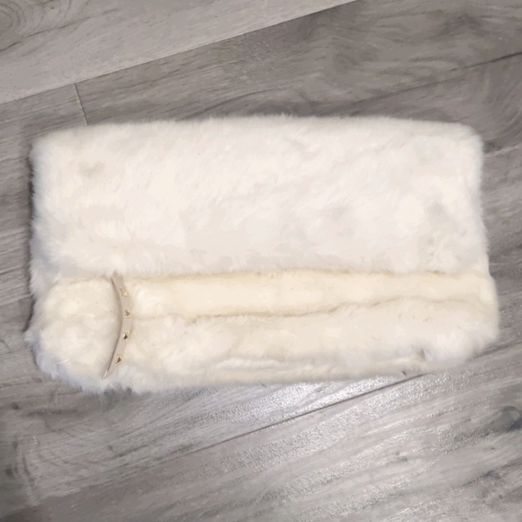 Aldo Cream Fur Clutch - Picture 1 of 4